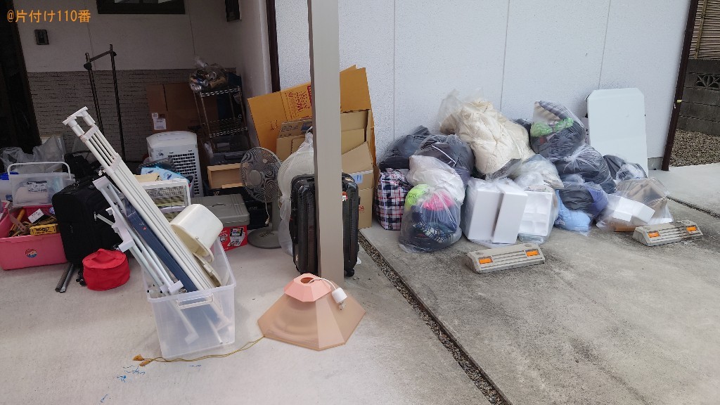 衣類　衣装ケース、冷蔵庫　テレビ、扇風機、スーツケース等の回収